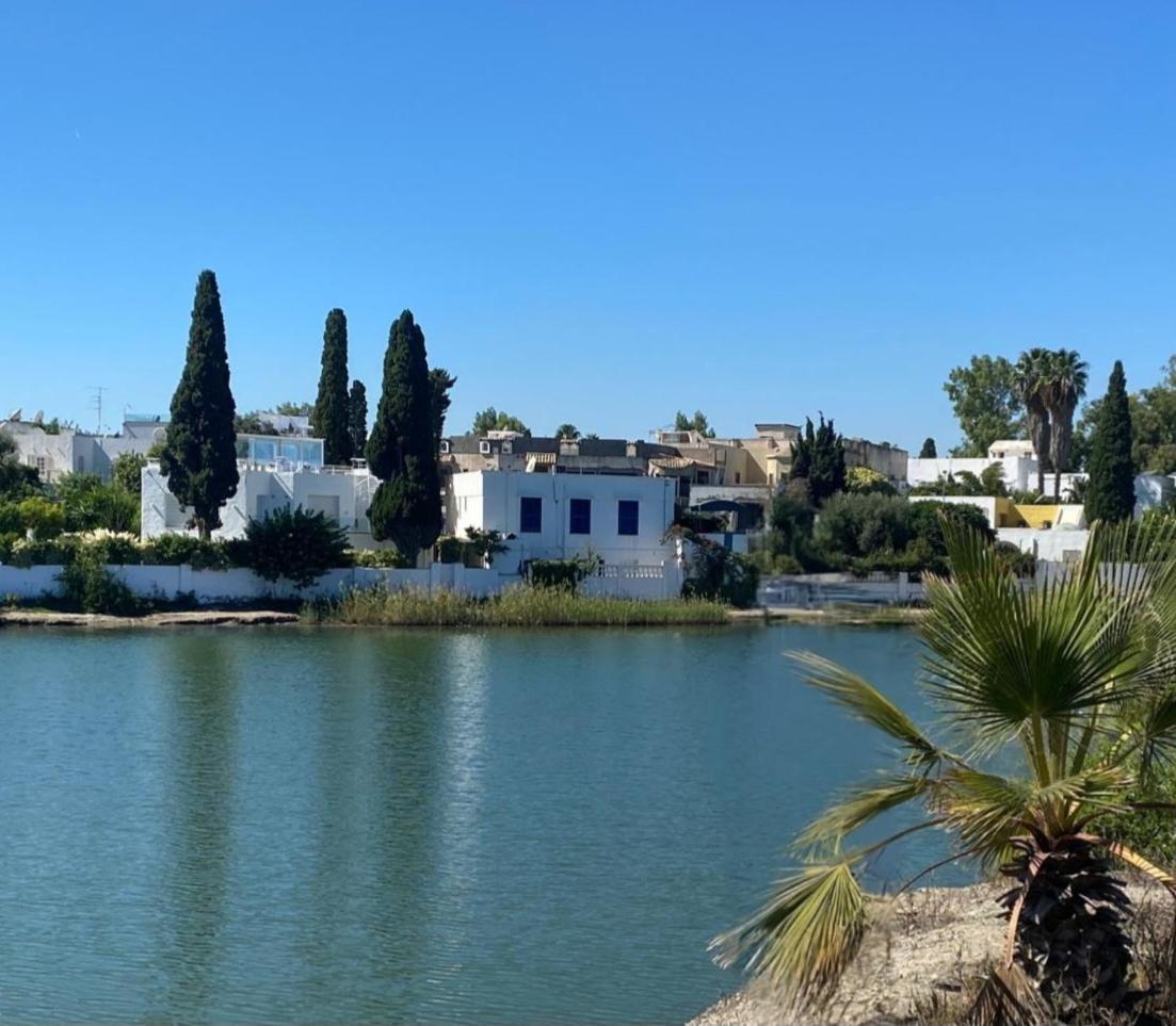 "L'Abri Cotier" Appartement 3 Chambres Haut Standing Port Punique Carthage Douar ech Chott エクステリア 写真